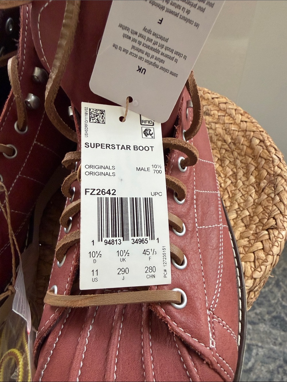 New adidas Men's Maroon Lace-Up Boots with White Sole - Picture 7 of 8
